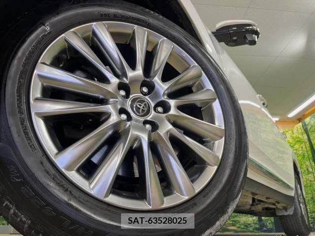 Toyota HARRIER 2018-09 214863-9
