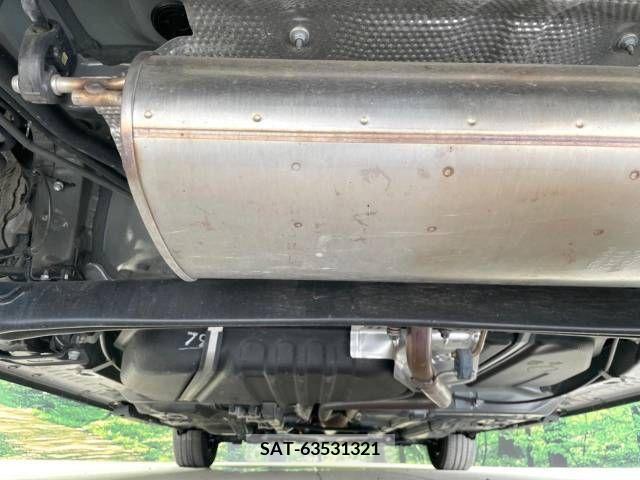 Toyota SIENTA 2022-11 368199-19