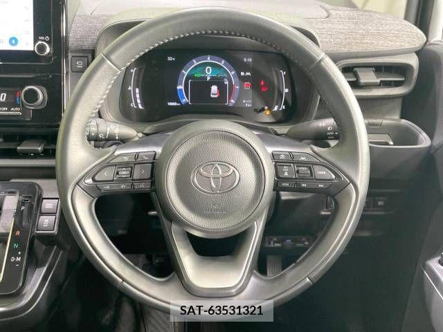 Toyota SIENTA 2022-11 368199-11