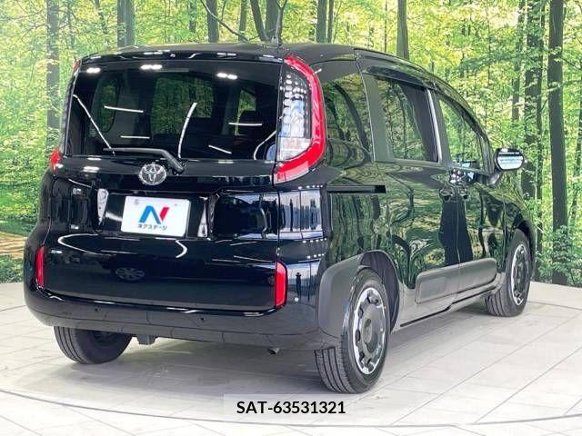 Toyota SIENTA 2022-11 368199-17