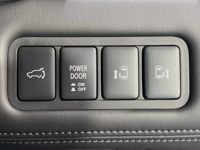 Mitsubishi DELICA D5 2022-05 20101-3