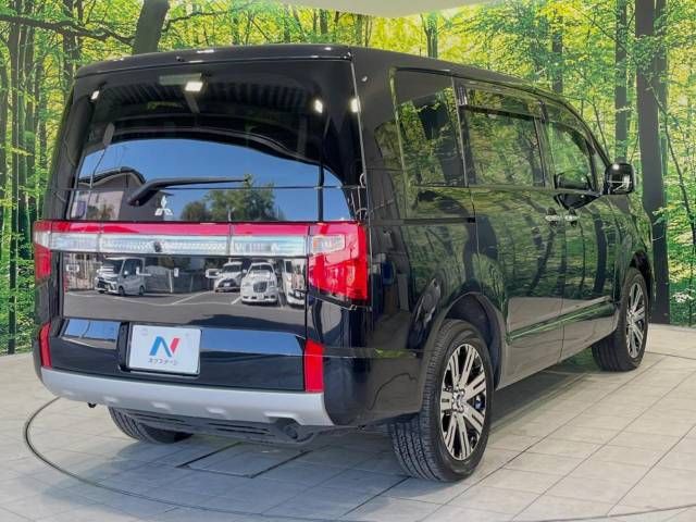 Mitsubishi DELICA D5 2022-05 20101-18