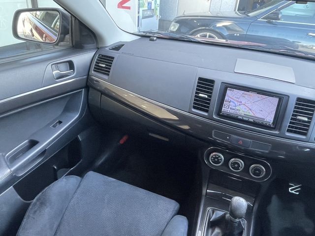 Mitsubishi LANCER 2009-08 192169-8