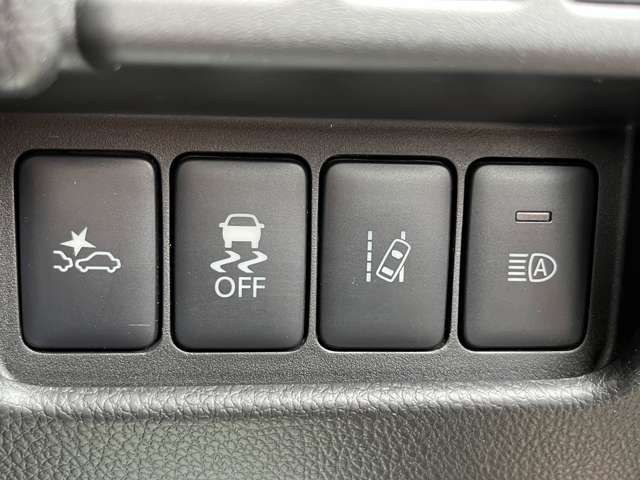 Nissan DAYZ ROOX 2018-05 3521-3