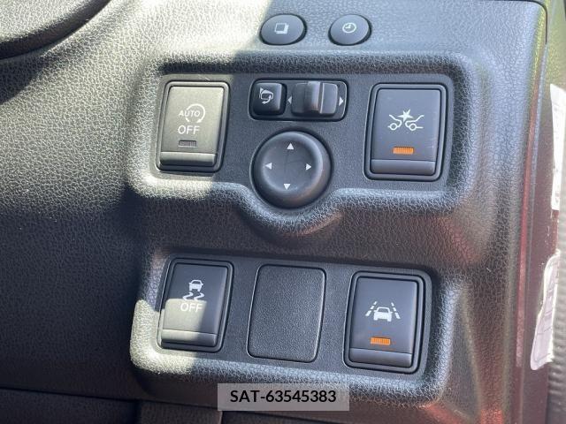 Nissan NOTE 2015-10 326996-28