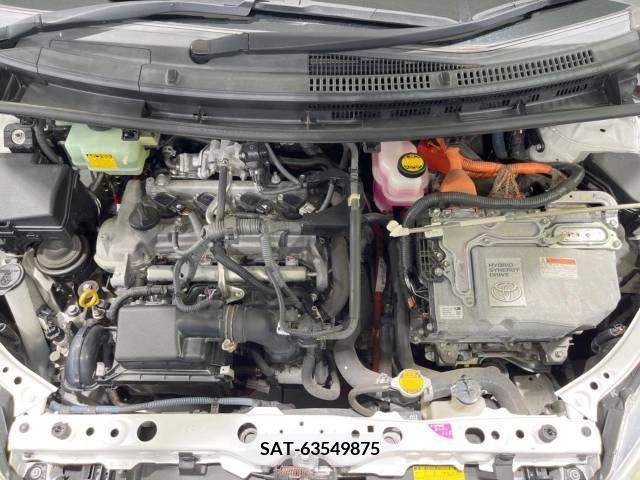 Toyota AQUA 2013-04 328279-18