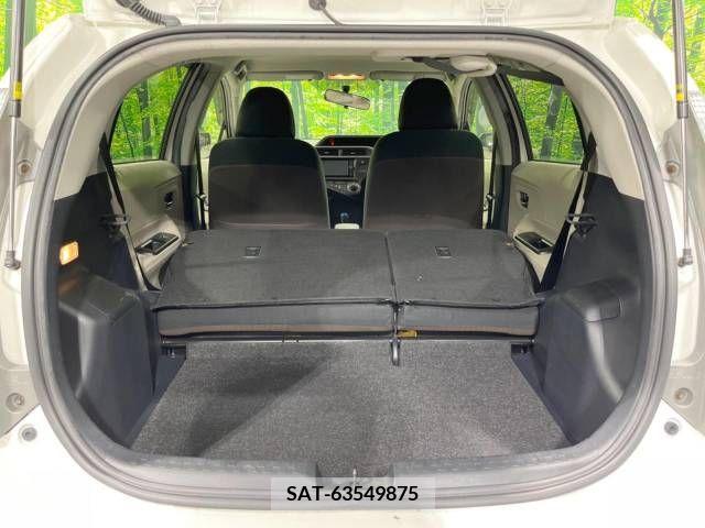 Toyota AQUA 2013-04 328279-10