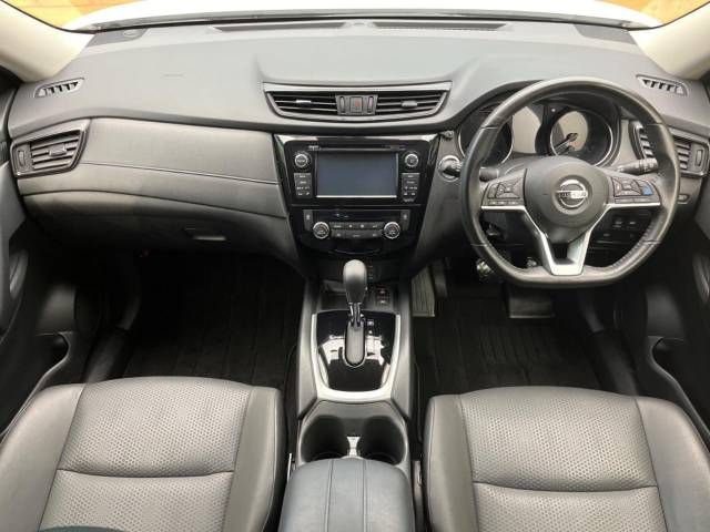 Nissan X-TRAIL 2018-01 4179-1