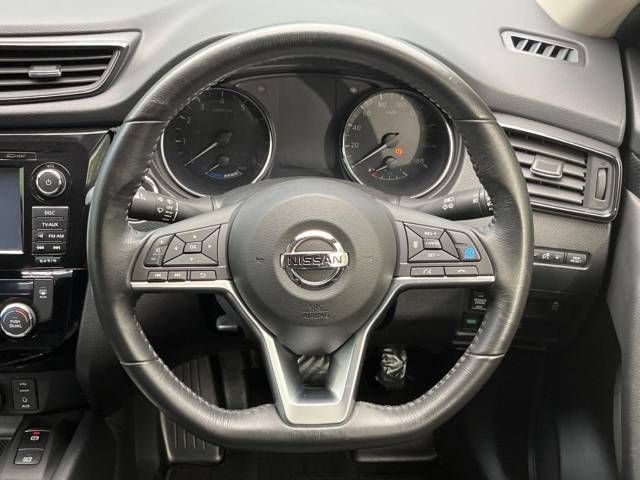 Nissan X-TRAIL 2018-01 4179-11