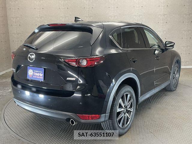 Mazda CX-5 2017-07 358712-3