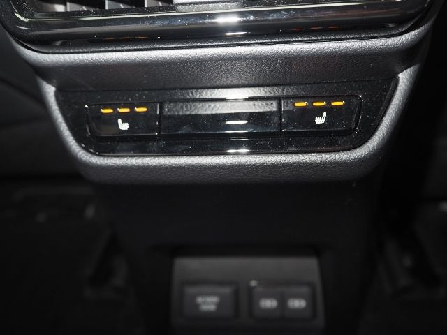 Lexus NX 2022-06 7932-16