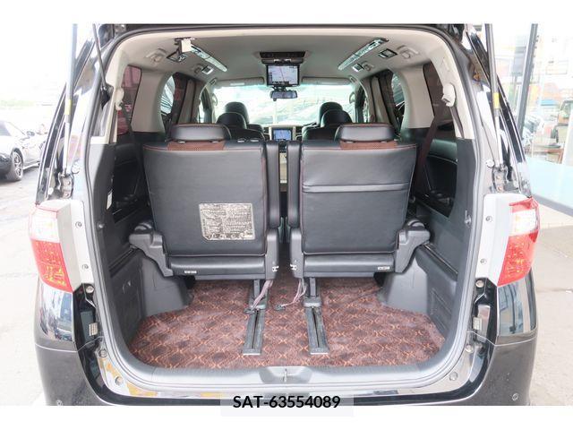 Toyota ALPHARD 2014-10 329946-28