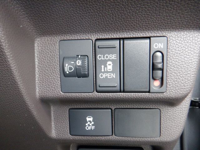 Honda FREED 2017-08 23654-7