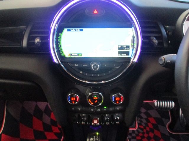 Bmw MINI 2017-06 6699-12