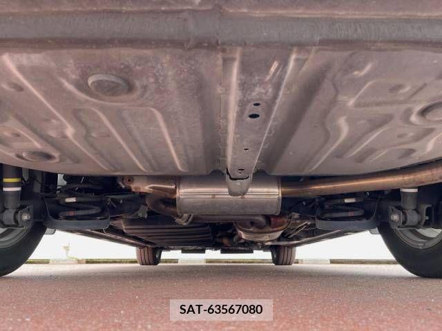 Toyota VOXY 2016-11 321509-19