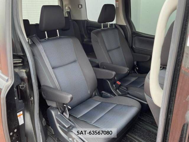 Toyota VOXY 2016-11 321509-14