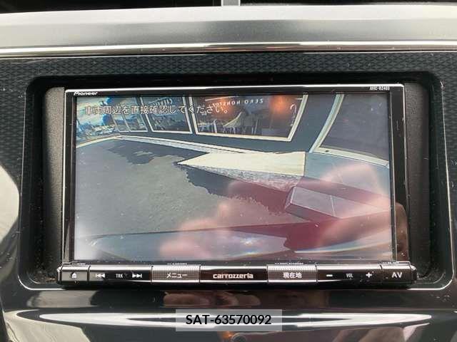 Toyota PRIUS ALPHA 2020-07 326492-3