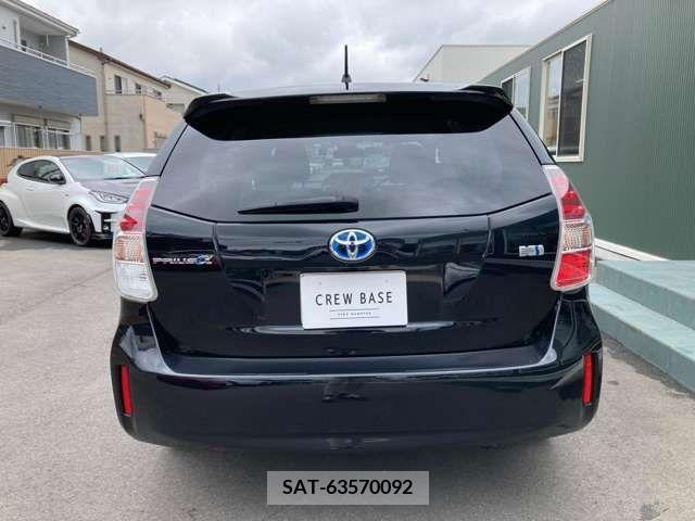 Toyota PRIUS ALPHA 2020-07 326492-1