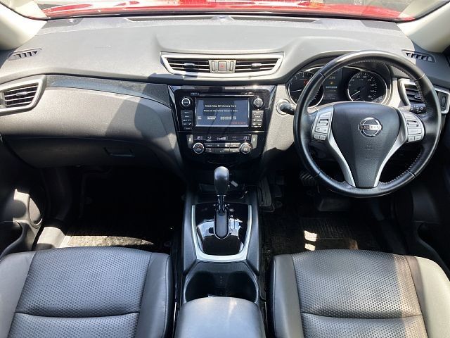 Nissan X-TRAIL 2015-03 4789-1