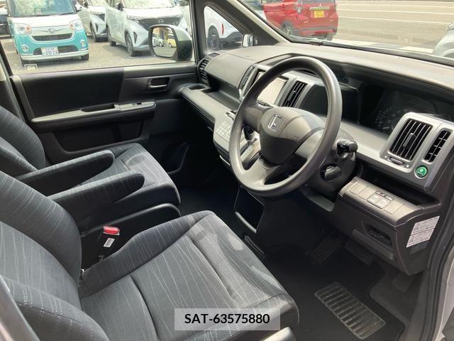 Honda STEP WGN 2010-03 347848-3