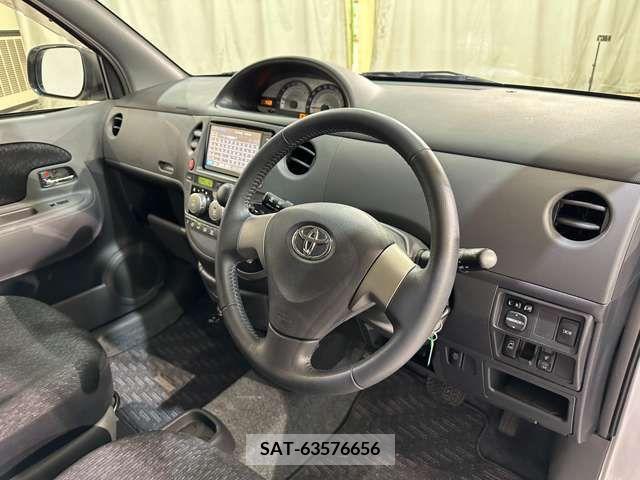 Toyota SIENTA 2014-09 242706-12