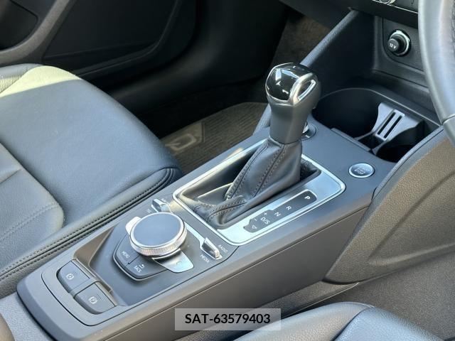 Audi Q2 2021-08 208381-9