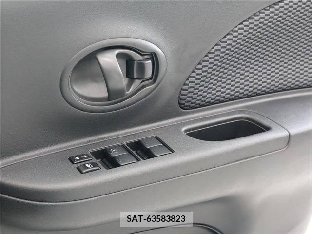 Nissan MARCH 2018-07 308132-4