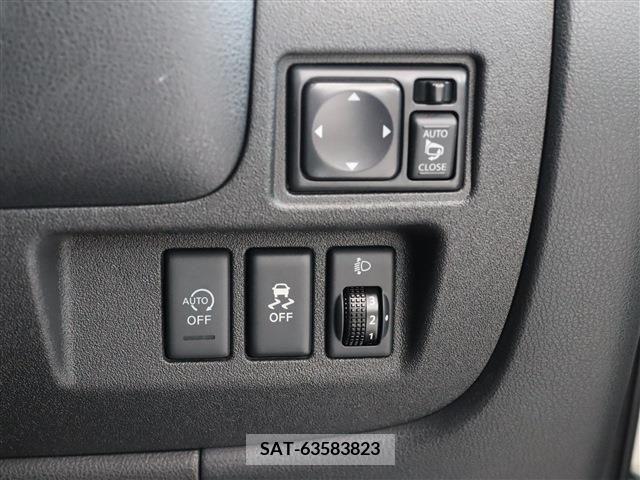 Nissan MARCH 2018-07 308132-11
