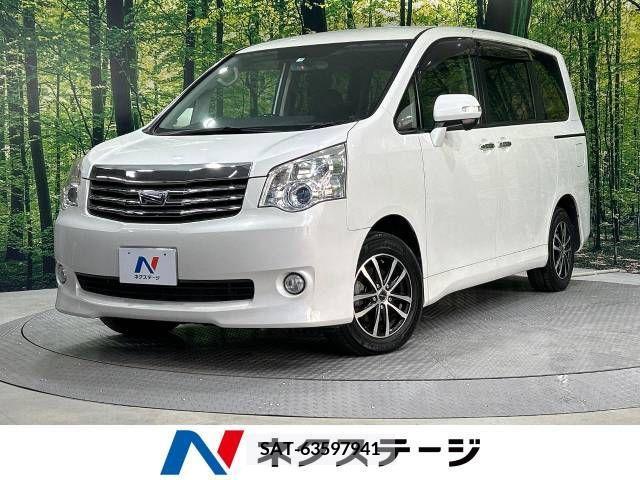 Toyota NOAH 2013-10 217066-0