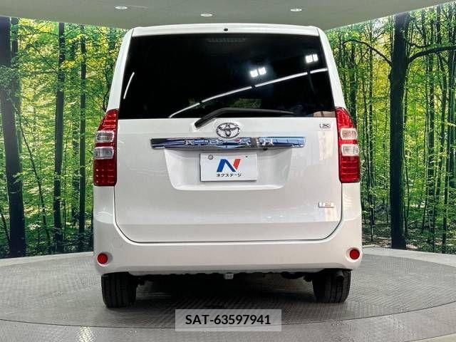 Toyota NOAH 2013-10 217066-16