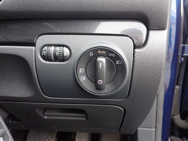 VolksWagen GOLF 2011-06 191912-17