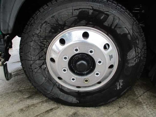Isuzu GIGA 2008-05 560-11