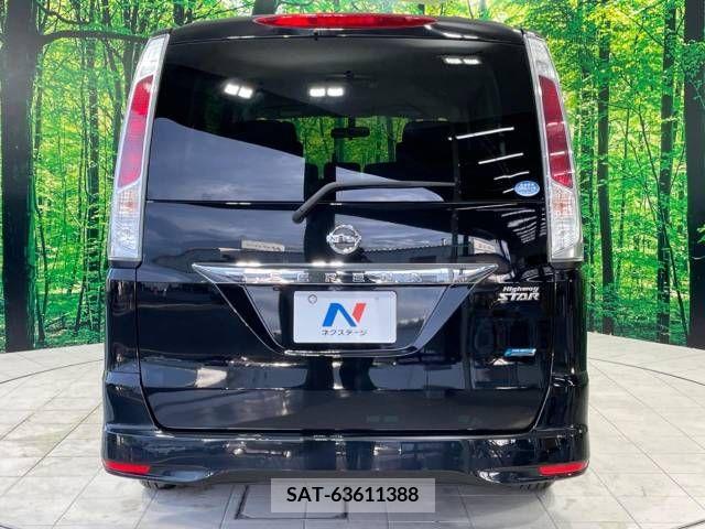 Nissan SERENA 2011-10 335373-15