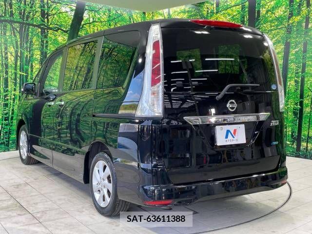 Nissan SERENA 2011-10 335373-17