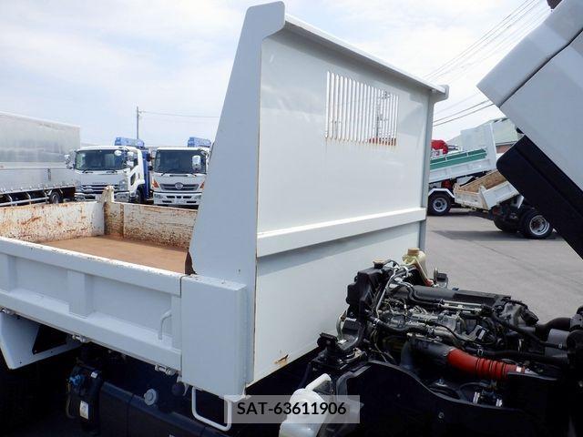 Mitsubishi CANTER 2019-09 302543-17