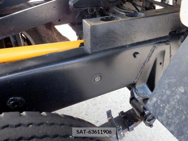 Mitsubishi CANTER 2019-09 302543-12
