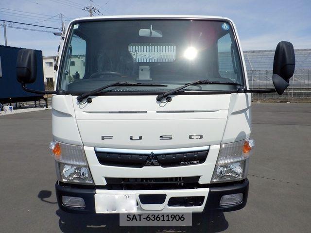 Mitsubishi CANTER 2019-09 302543-2