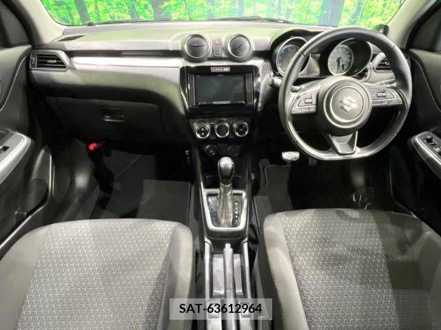 Suzuki SWIFT 2018-08 369073-1