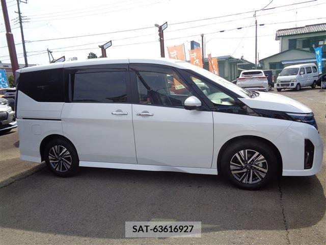 Nissan SERENA 2023-02 332096-2