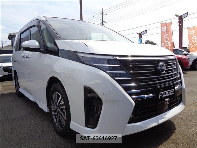 Nissan SERENA 2023-02 332096-1