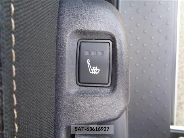 Nissan SERENA 2023-02 332096-18
