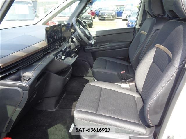 Nissan SERENA 2023-02 332096-8
