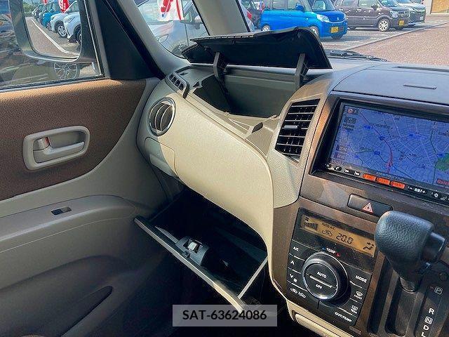 Nissan ROOX 2012-11 201323-7