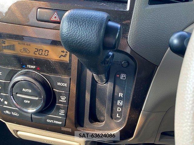 Nissan ROOX 2012-11 201323-19