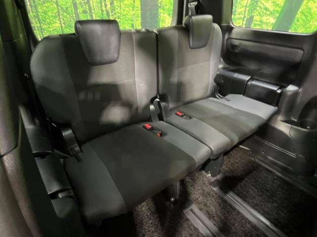 Toyota NOAH 2020-03 193820-10