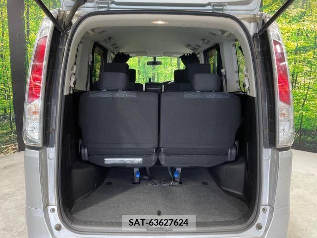 Nissan SERENA 2011-09 284345-10
