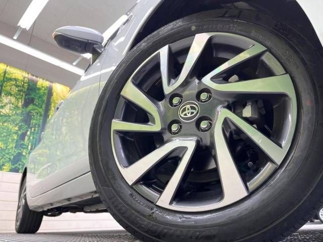 Toyota AQUA 2021-09 184699-13