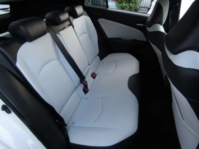 Toyota PRIUS 2016-06 182680-13