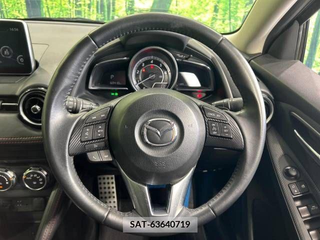 Mazda DEMIO 2015-12 359388-11