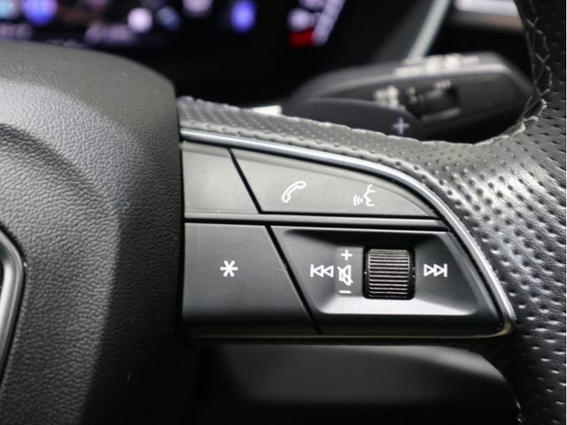 Audi Q3 2021-03 192246-21